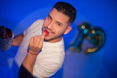 Axel_grey_ MY HAPPY 19 Immagine  6