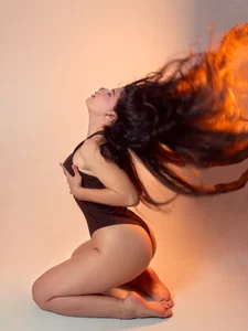 IsaRivera Elegant fire 🔥😈 Bilde