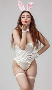 BlissArtXのEaster playing bunny🐰💕の 4枚の写真