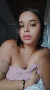 EmilyMeoww Public Pic