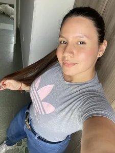 Mia__reys Hello Pic 4