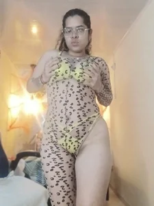 alexa-cooper-のI am a lovely little pantherの 3枚の写真