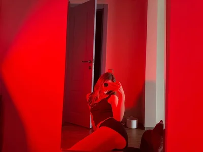 Wild_panther3 Sweet in Red Light Billede 3