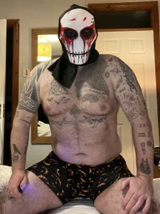 Tattooed_Dilf_01 Public slika 2
