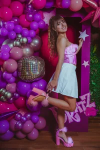 annieesweett Feeling like a bratz doll Pic 3