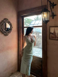 Yinee99 Public Pic 3