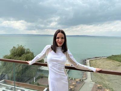 JaneDejaySC Whip The Clouds Away Pic 2