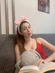 MilissaSneddon reading time💞 Foto 3