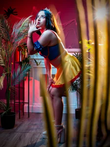 SweetAnya01 Snow White Halloween 2025 Pic 2