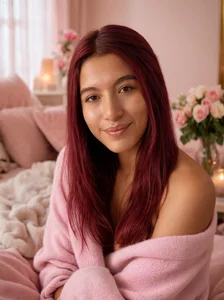 EveGreyson_Pink Public Billede 3