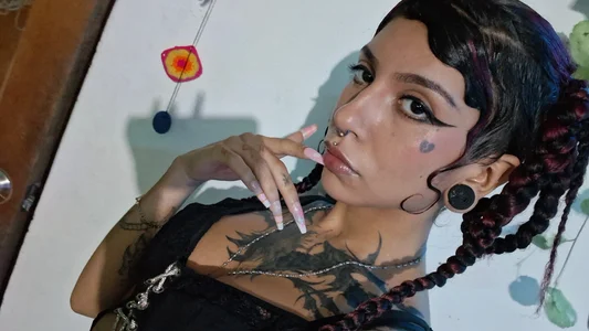 nanaislonelyの💋💕の枚の写真