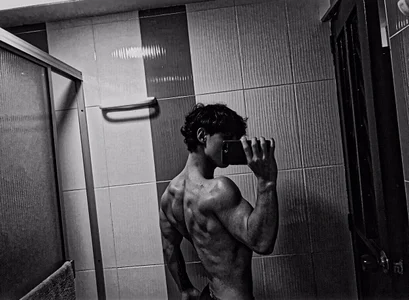 Liam_saint My muscle Pic 7