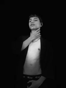 JeanLuc_LiveのWhite and black!🤍🖤の枚の写真