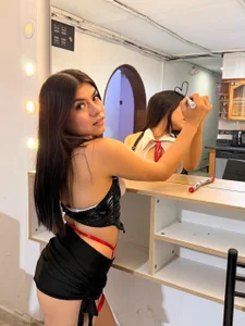 avy1__ 🍎👩🏻‍🏫🔥😈 Poză 2