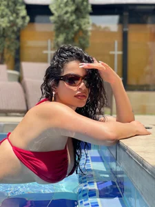 KateSunder Let's cool off together Foto 3