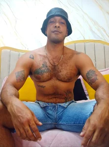 liam_howard My Pic 3