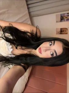 AprilAddams__ Public Pic