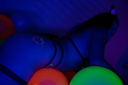 Babe_ali kullanıcısının Neon albümü -  fotoğraf