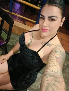 renatacox Public Pic 6