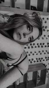 Soy_mangxのBlack lingerie 🖤の 6枚の写真