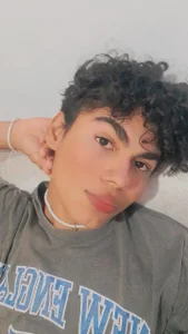 Public de Anyelo_Twink  2 photos