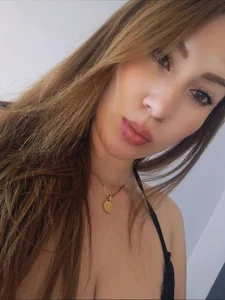 adhara_cortez Sweet Adhara Pic 4