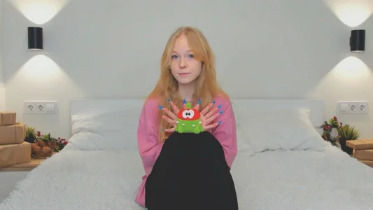 GhisllaineWestler I'm real Pic 5