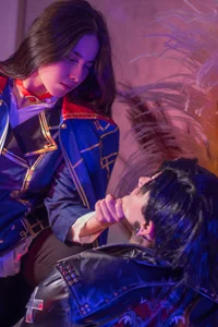 Ashkoreh Caitlyn vs Vi🔫  8টি ছবি