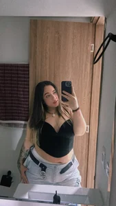 violettmonroe2 Public Pic 8