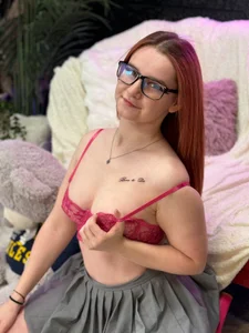 CherrySin Looking Twice Pic