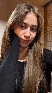 Julie_Castle Public Pic 8