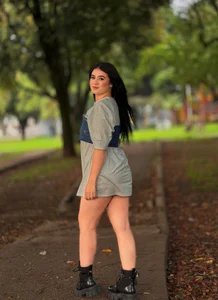 Public od LizAdams_  3 snímek