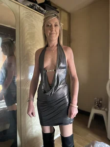 SophieTentation Public صورة واحدة|SophieTentation Public صورتان|SophieTentation Public  صور|SophieTentation Public  صورة