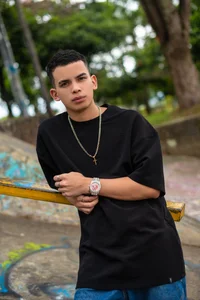 JuanSixx_: Public ( 2 фото)