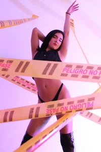 Dangerous Woman ♥ de aisha_dolll  2 Imagens