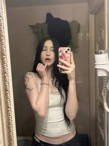 MissKisssy's XXX Nude Photo 3