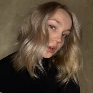 SerenaJohnsons Public Bilde 2