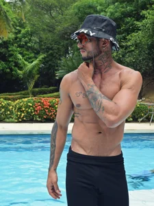 Alanrodgers A SUNNY DAY 🔥🔥 Immagine  2