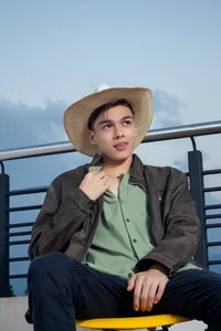 Gerony_ Public صورة واحدة|Gerony_ Public صورتان|Gerony_ Public  4 صور|Gerony_ Public  4 صورة