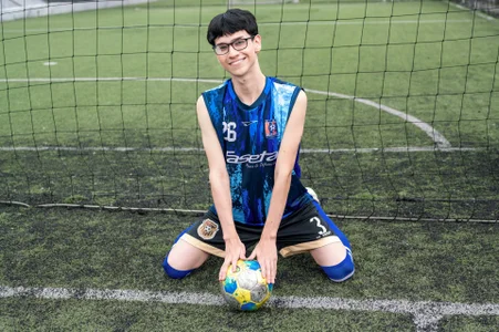 soccer ⚽🩷👀😏 od AustinFluf  4 snímek