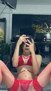 sexy red 😘 de missarii28  2 Imagens