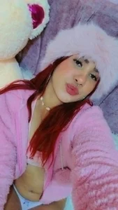 soy_sarah_ ✨ "Sweet temptation with a mischievous touch." รูป  5