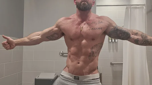 majordad101 Public Pic 3