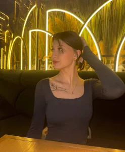 LouiseChavez: Dinner time ( 3 фото)