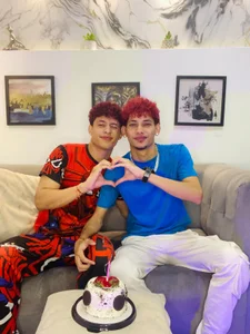 YOUNG_BOYS_HELL Erick y Alejo💗 Pic