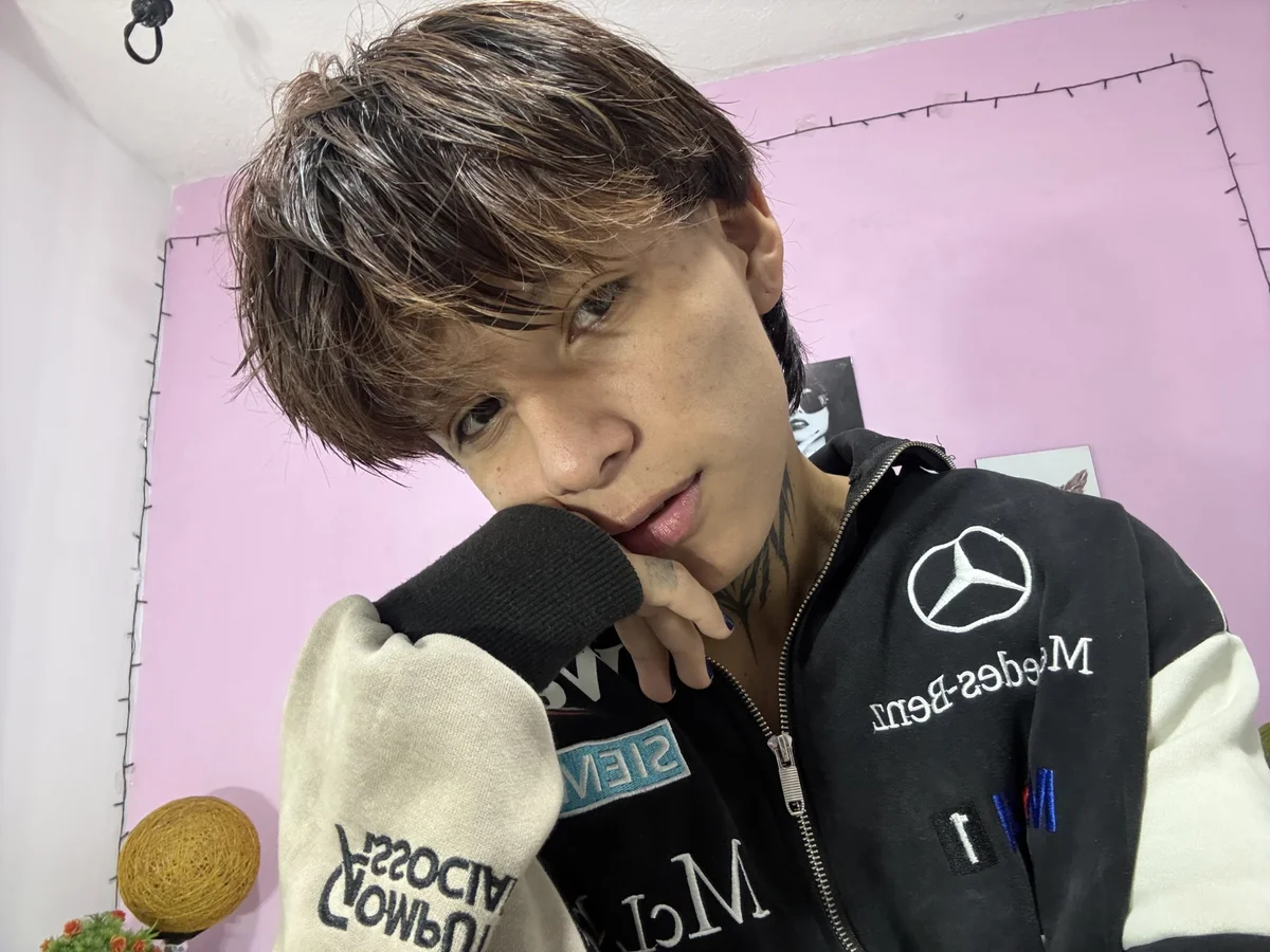Jules_zzz 님의 트렌드 중인 사진  7344개