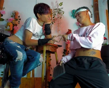 spicy_adonhisThe game begins with a look 🎭图片