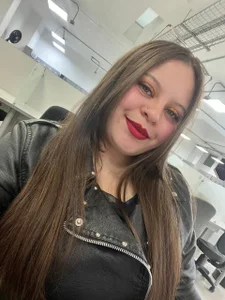 saray_tayylor Casual Poză 3