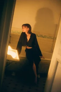 ExitedTroth Body Hình