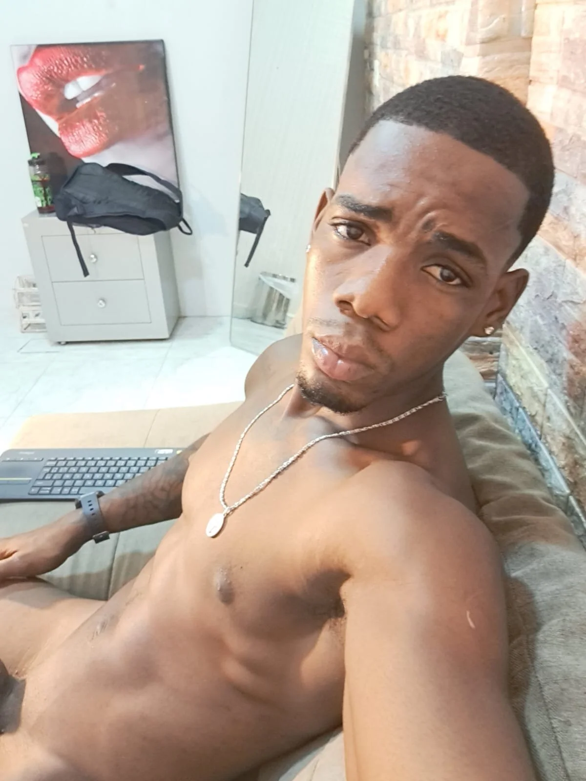 aron_clark 热门图片 8842